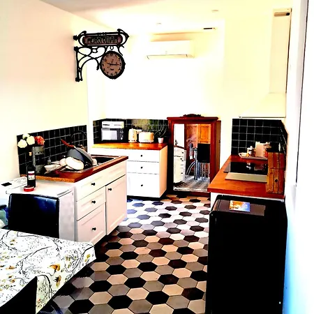 Casa Vittoria